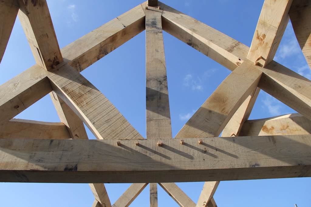 Castle Ring Oak Frame