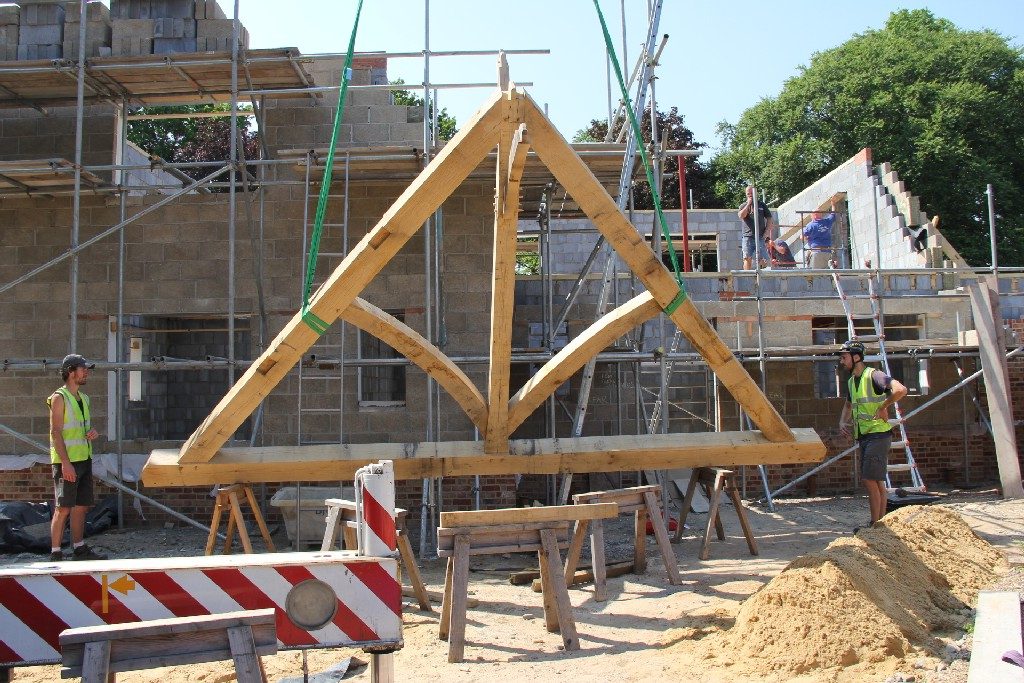 Castle Ring Oak Frame