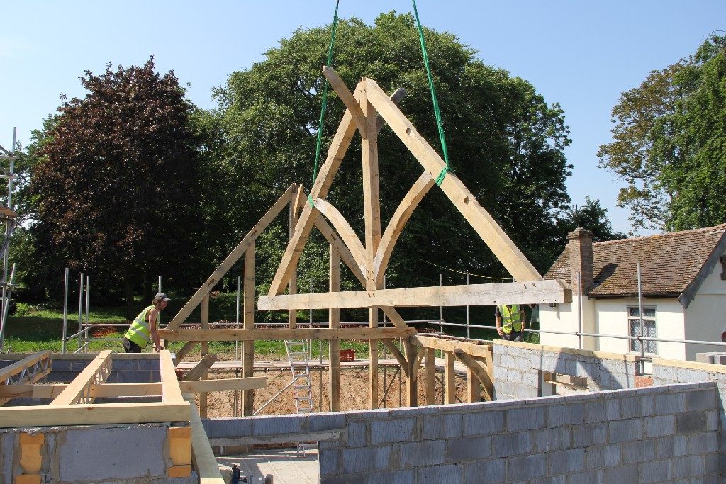 Castle Ring Oak Frame