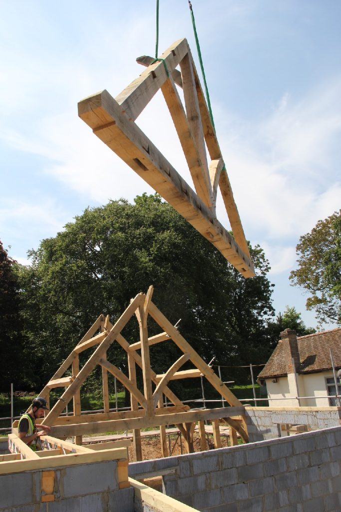 Castle Ring Oak Frame