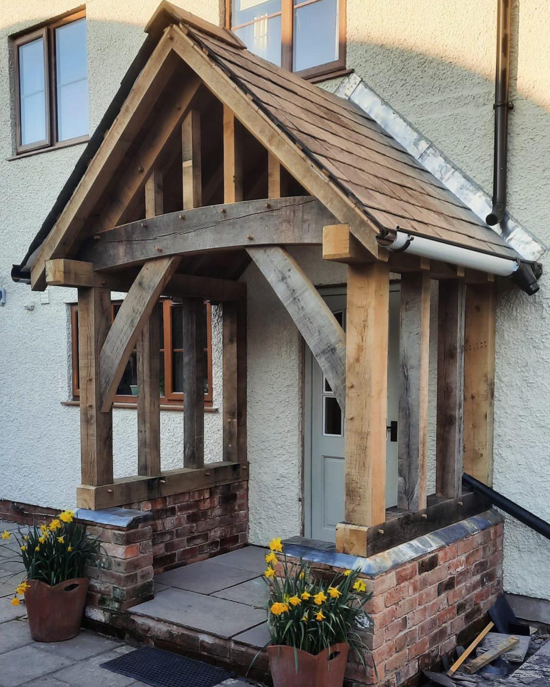Oak framed porch by Castle Ring Oak 